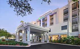 Holiday Inn Express Hotel & Suites Kendall East-Miami By Ihg